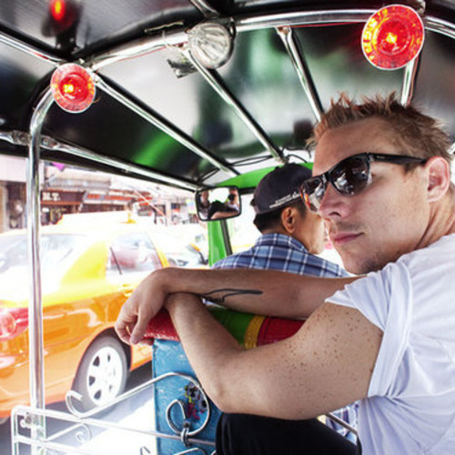 artworks-000077032245-iyrxyr-t500x500